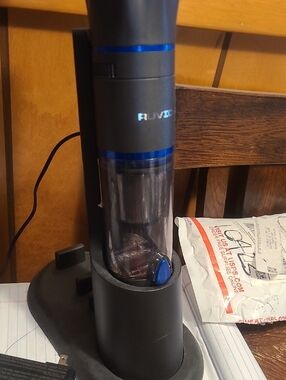 Fluvic Handheld Vacuum Cleaner in Black and Blue